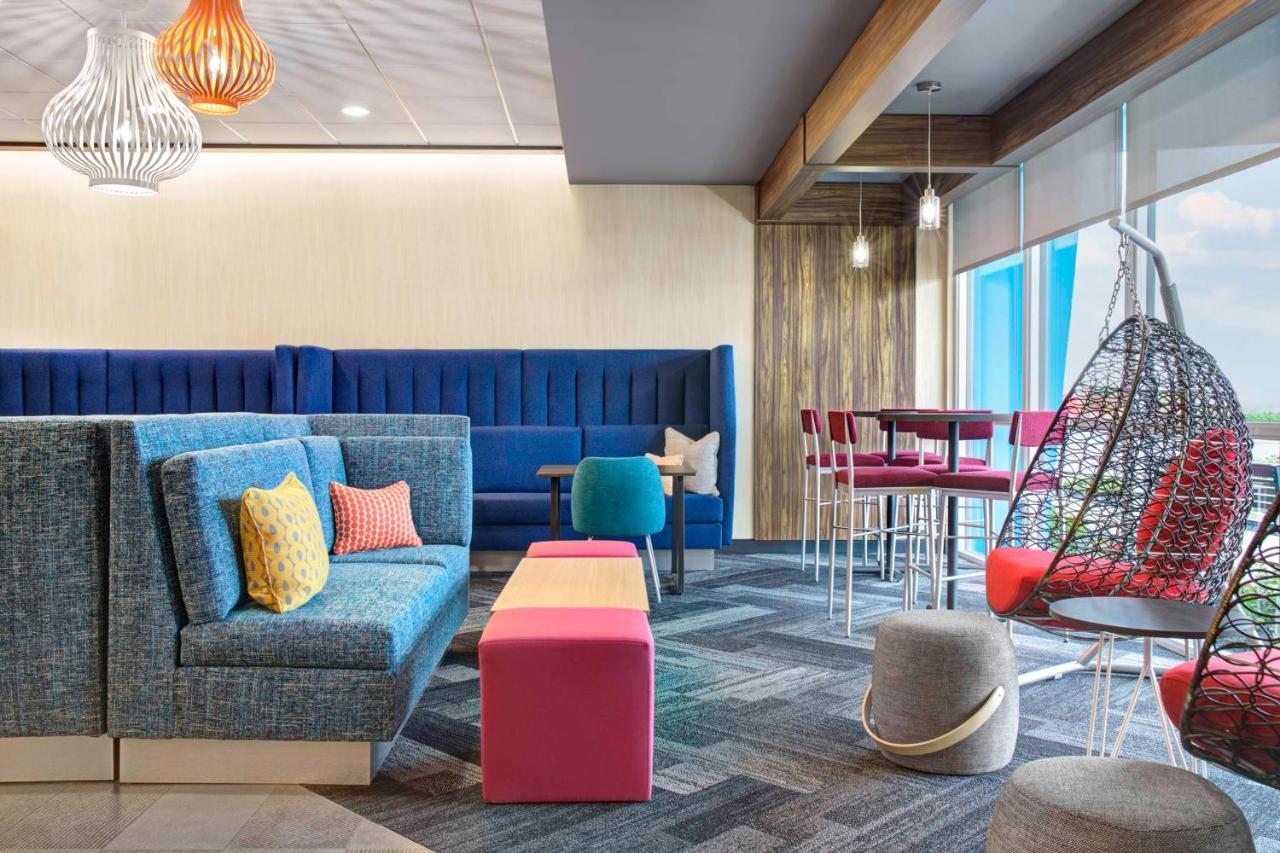 ホテル Tru By Hilton Toronto Airport West ミシサガ エクステリア 写真